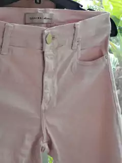 Jean rosa clarito c desflecado abajo - OSSIRA - Talle 30 en internet