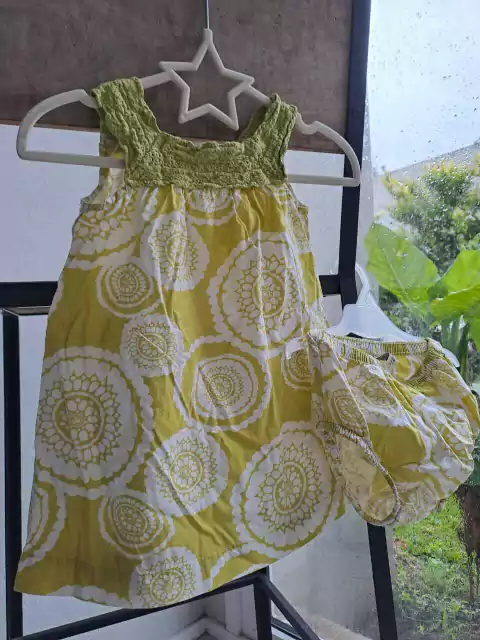 18M | Vestido SM con pechera de crochet, verde manzana c estampa blanca + bombachudo haciendo juego - CHEROKEE - Talle 18 meses