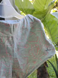 24M | Short de algodón verde agua c formas rosas - DECATHLON - Talle 24 meses - comprar online