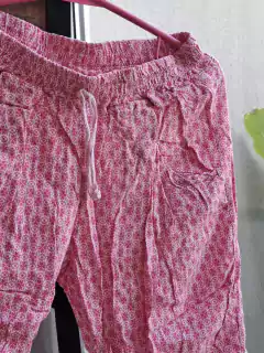 4A | Pantalón babucha blanco con guardas rosas - CHEEKY - Talle 4 años - Lo Canto • Moda Circular