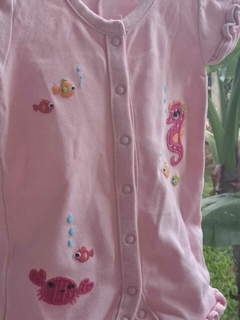 RN | Enterito MC abotonado verde rosa c aplique peces y c de mar-GYMBOREE-RN. - comprar online