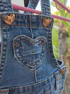 1/3M | Set: jardinero de jean corto c botones corazon + Body MC rosa con estampa en letras blancas y arcoiris - GRISINO - Talle 1-3 meses - Lo Canto • Moda Circular