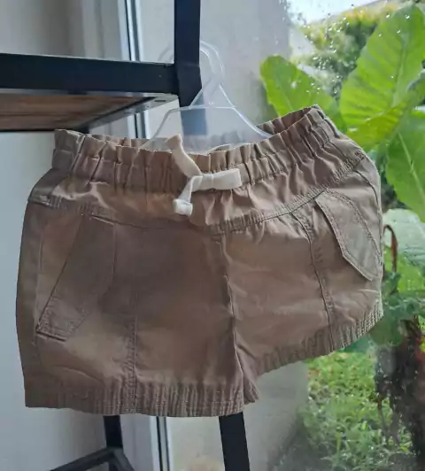 3M | NUEVO! Short beige - BR - Talle 3 meses