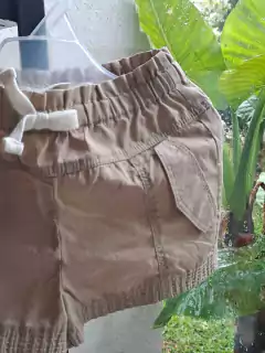 3M | NUEVO! Short beige - BR - Talle 3 meses en internet