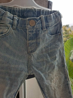 3/6M | Jean celeste gastado - ZARA - Talle 3 a 6 meses - comprar online