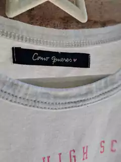 Remera MC blanca c letras rosa - COMO QUIERES - Talle 32 en internet