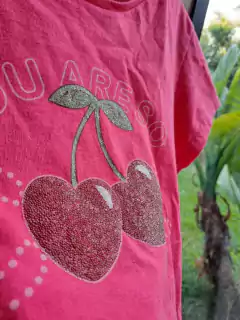10A | Remera MC fucsia c cerezas aplique de brillo engomado - CHEEKY - Tale 10 años en internet