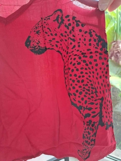 Remera SM roja c estampa leopardo negro - CUESTA BLANCA - Talle 40 - comprar online