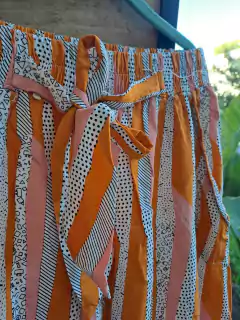 Pantalón tipo babucha c elastico y cinturon, a rayas naranja y rosa - Talle S de adulto. - comprar online