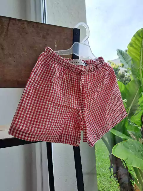 5A | Short cuadrillé blanco y rojo - BOMBERS - Talle 5 años