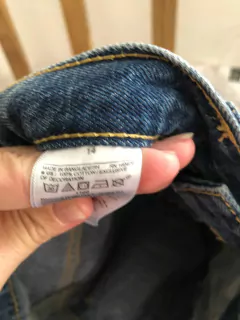 14A | Short de jean azul con detalle de bordado fluo en los costado. OLD NAVY. Talle 14 años. 35 cm de cintura. en internet