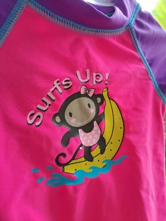 12M | Remera sde agua rosa c mangas violetas, estampa monito - GEORGE - Talle 12 meses en internet