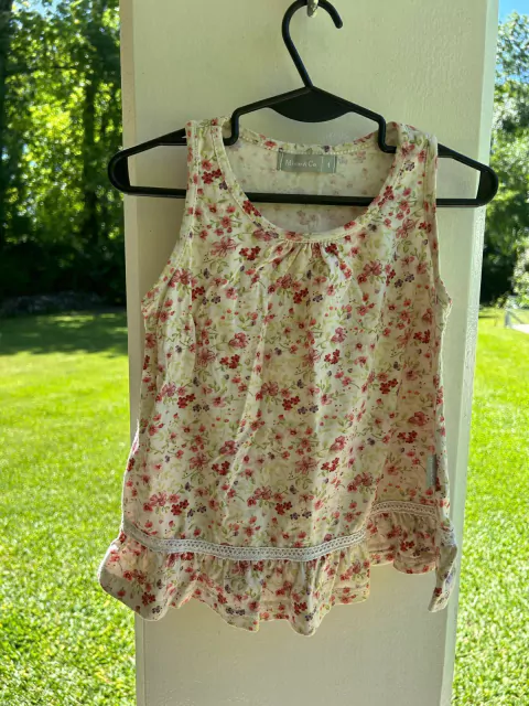 1A | Musculosa de algodón con flores tipo vestido. MIMO. 1 año.