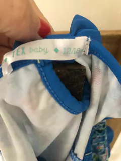 12/18M | Traje de baño azul con flores y volados. TEX. 12/18 meses. en internet