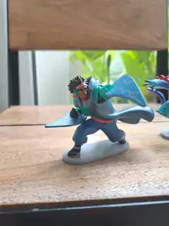 Muñecos Big Hero - DISNEY - Lo Canto • Moda Circular