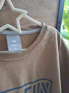 12A | Remera ML marrón clarito c letras en azul - MIMO - Talle 12 años - comprar online