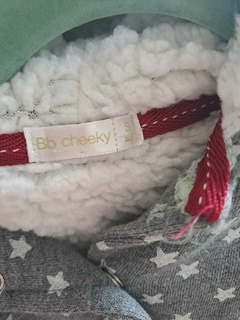 Talle S | Campera de algodon gris c estrellas blancas, botones rojos, interior corderito - CHEEKY -Talle S - Lo Canto • Moda Circular