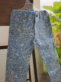 6A | Pantalón amplio floreado celeste y blanco - PITOCATALAN - Talle 6 años - Lo Canto • Moda Circular