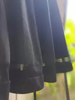 12A | Vestido SM negro con detalles de microtul, pollera amplia- Talle 12 años - Lo Canto • Moda Circular