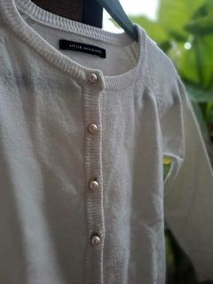 18M | Outlet- Sweater blanco prendido c perlitas - LITTLE AKIABARA - Talle 18 meses en internet