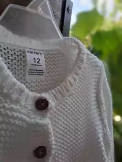 Sweater prendido de hilo blanco -CARTERS - Talle 12 meses en internet