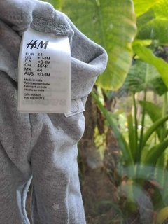 Ranita de algodón gris c estrellas blancas, cintura alta . H&M - Talle: 0a1 mes - comprar online