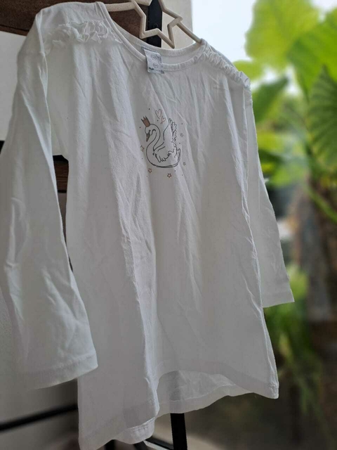 Remera blanca ML c cisne - ADVANCED - Talle 6 años