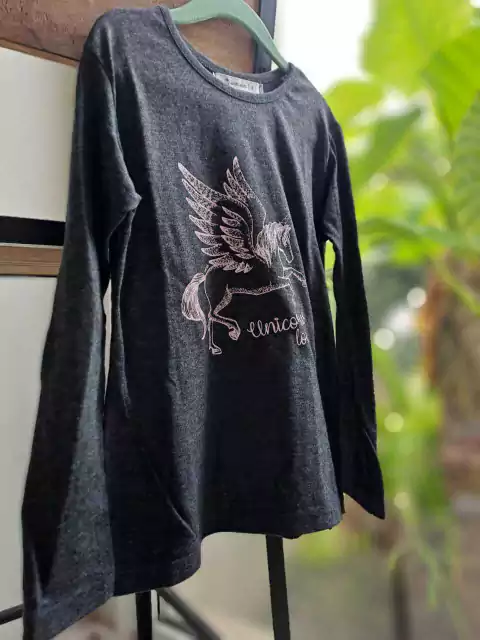 Remera gris oscuro c unicornio rosa - WEAK MEAK -Talle 8 años