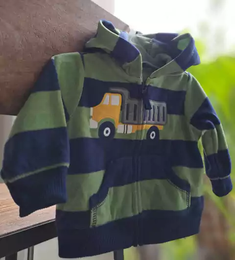 Buzo micropolar a rayas verde y azul c tractor amarillo-CARTERS -Talle 3 meses