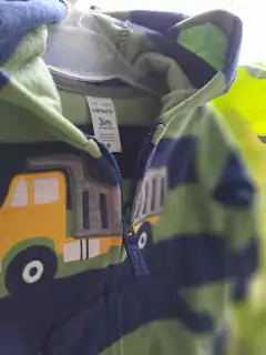 Buzo micropolar a rayas verde y azul c tractor amarillo-CARTERS -Talle 3 meses en internet