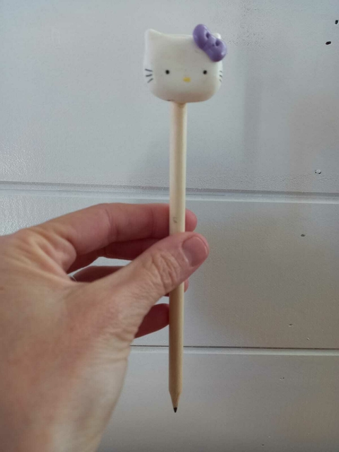NUEVO- Un lápiz gatito.