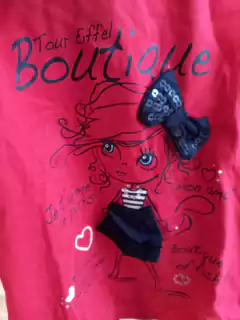 2/3A | NUEVA- Remera roja MC con apliques de niña. MINOTI. 2/3 años. - comprar online