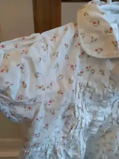 Vestido blanco con flores MC. Coniglio. 24 meses, - comprar online