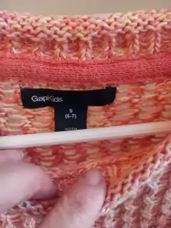Sweater de hilo en tonos jaspeados coral GAP. 6/7 años. - comprar online