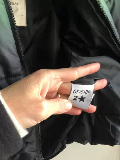 Campera con capucha en degrade. GRISINO. 2 años. La capucha tiene corderito. - Lo Canto • Moda Circular