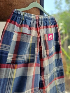 Pantalón a cuadros azul y rojo - ELEPANTS - Talle S de la marca. Parece 12 años. en internet