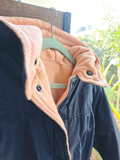 Campera azul c polar salmon interno - Talle 4 años. - Lo Canto • Moda Circular