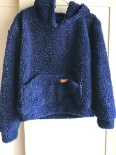 NUEVO- Sweater azul peludito con capucha. Tiene brillitos. 4 años. - comprar online