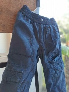 Pantalón azul cargo forrado adentro de polar. OLD NAVY. 3 años. - comprar online