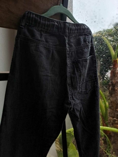 Pantalón babucha gris con elástico y cordón-H&M-Talle 7-8 años - Lo Canto • Moda Circular