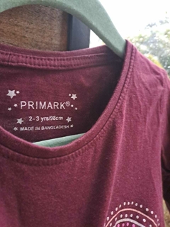 Remera violeta ML c corazon - PRIMARK - Talle 2-3 años en internet