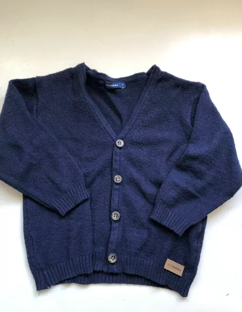 Saquito azul prendido. MIMO. 9 meses.