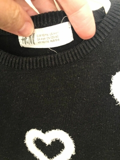 Sweater negro con corazones blancos. HYM. 4/6 años. - comprar online