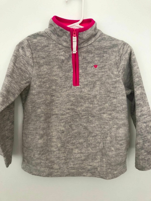 Buzo polar gris con rosa. CARTERS. Talle 3 años.