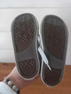 Zapatillas blancas CONVERSE. Talle 25. Ver etiqueta con medidas. - Lo Canto • Moda Circular