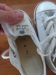 Zapatillas blancas CONVERSE. Talle 25. Ver etiqueta con medidas. - Lo Canto • Moda Circular