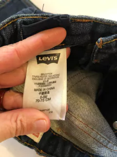 Jean azul LEVIS. 6/9 meses. en internet