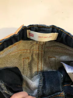 Jean azul LEVIS. 6/9 meses. - comprar online