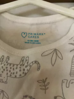 Body MC blanco con animales. PRIMARK. 12 meses. en internet