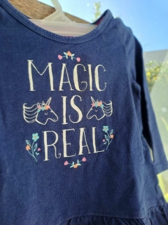 Vestido ML azul volados abajo, letras blancas- OSHKOSH - Talle 9 meses en internet